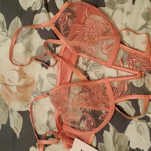 Floral Frenzy Garter Teddy - Picture 6 of 7